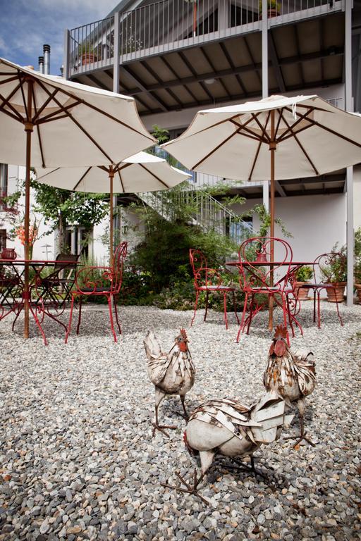 Le Coq Chantant Studios D'Hotes & Boutique Hotel St-Livres Saint-Livres Exteriér fotografie